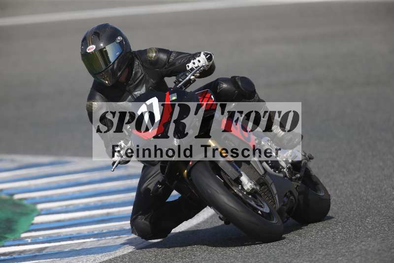 /01 26.-28.01.2024 Moto Center Thun Jerez/Gruppe gruen-green/77